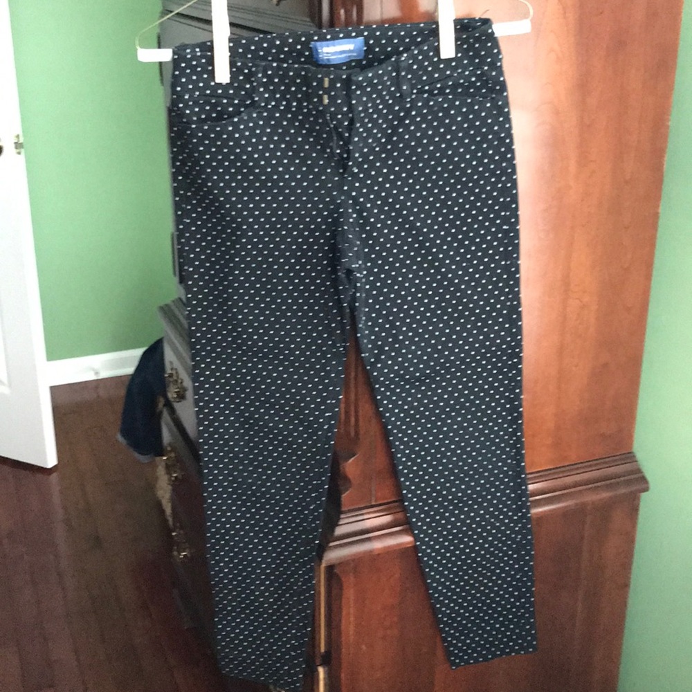 Old Navy Pixie Mid-rise Black pant